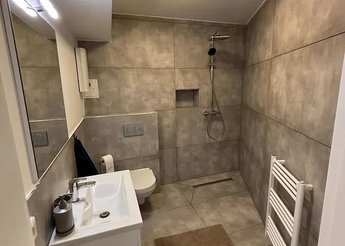 Apartamento Neu Design Loft Naehe Medienhafen Mit Balkon Düsseldorf